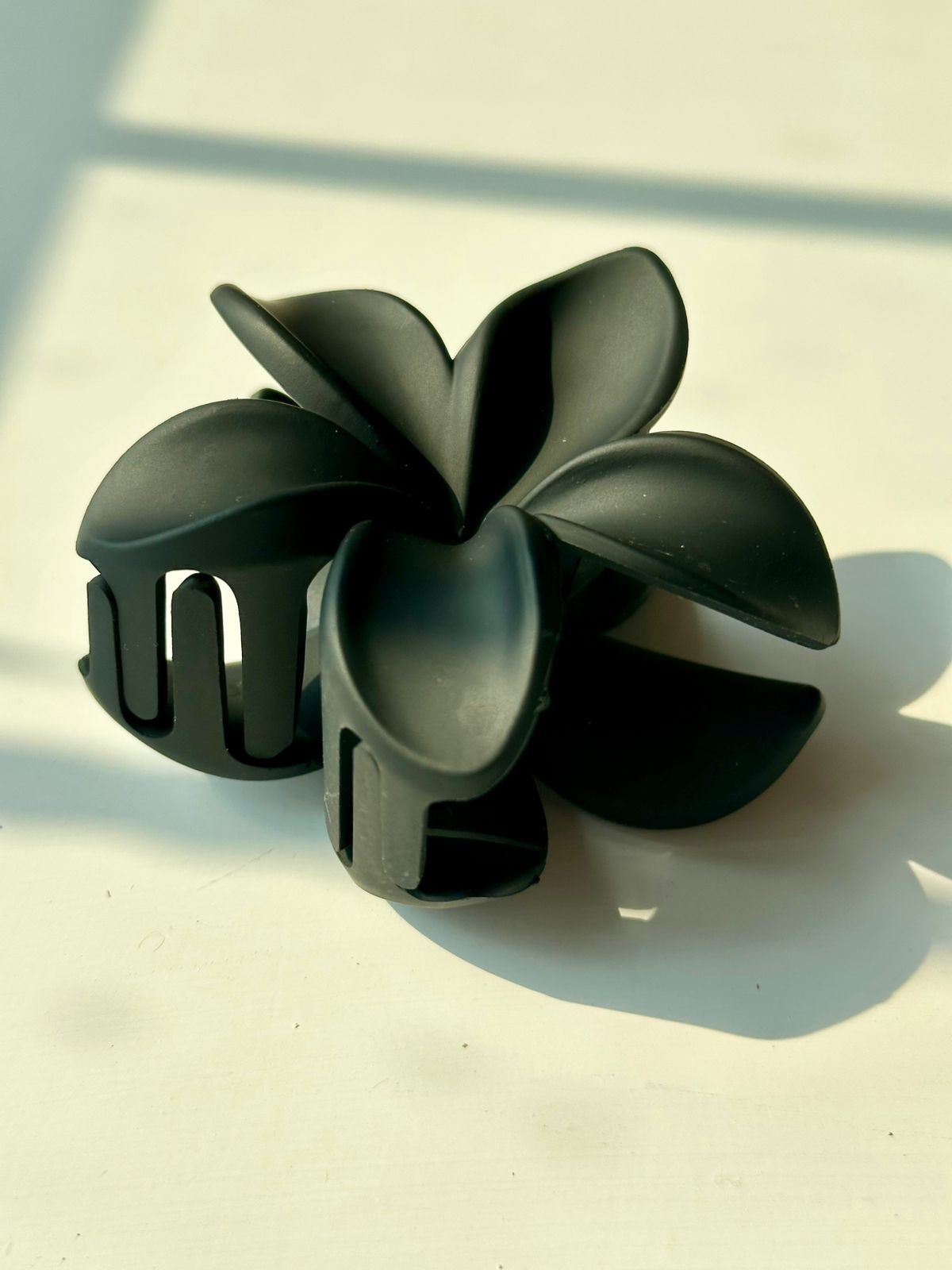 Large Flower HairClaw