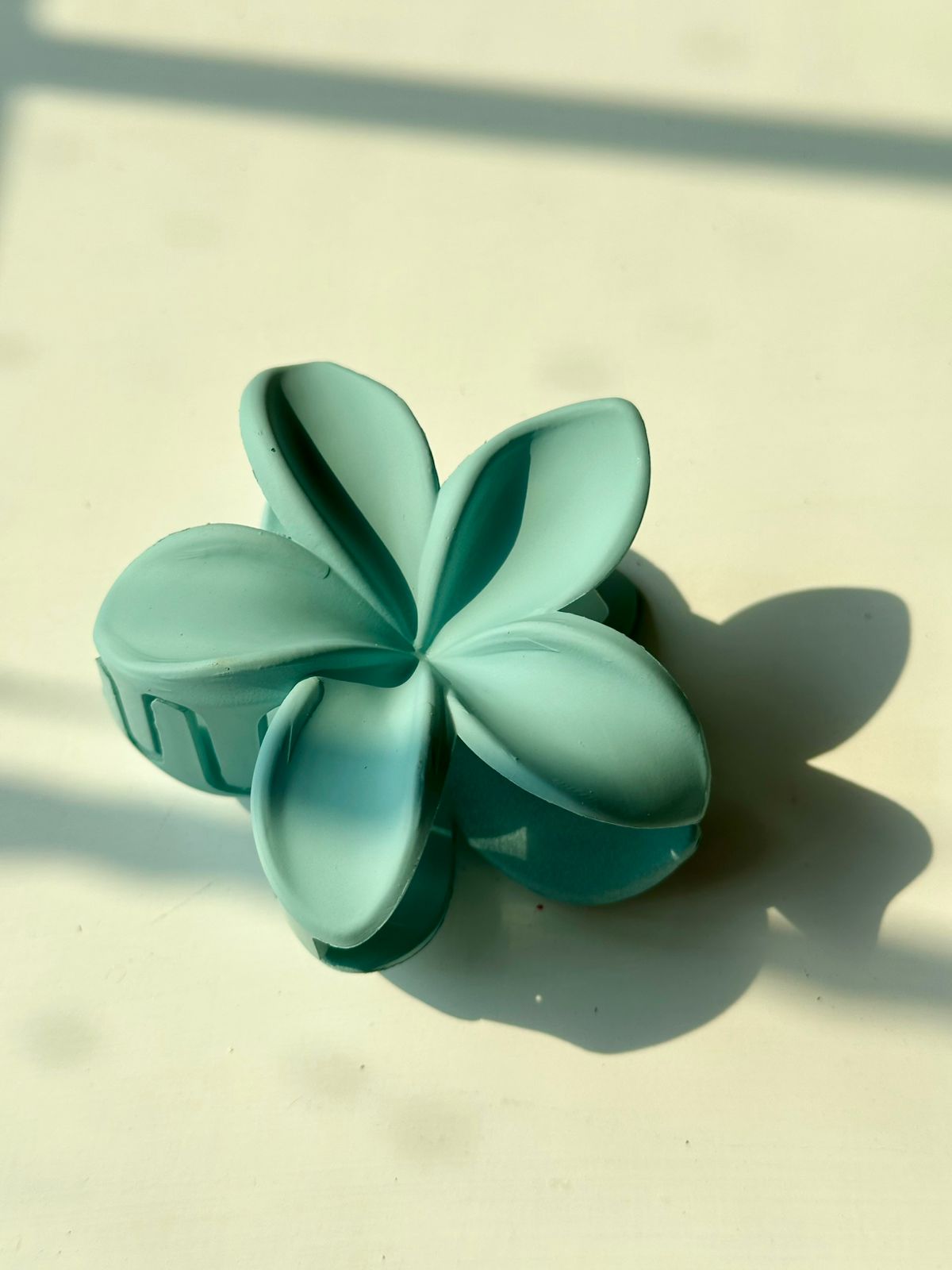 Large Flower HairClaw